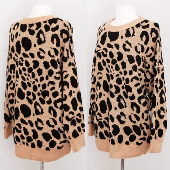 O & O Sweaters - Camel Beige Leopard Crewneck Oversize Cozy Sweater